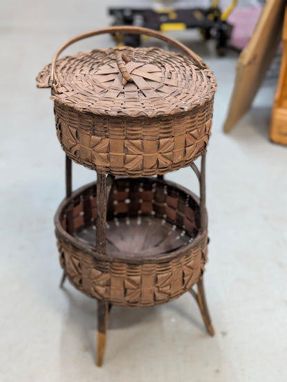 Whicher basket shelf