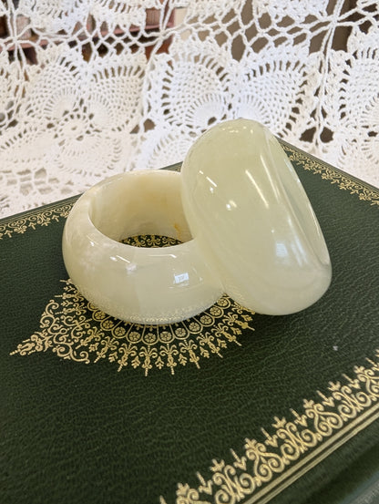 Set of marble napkin rolls