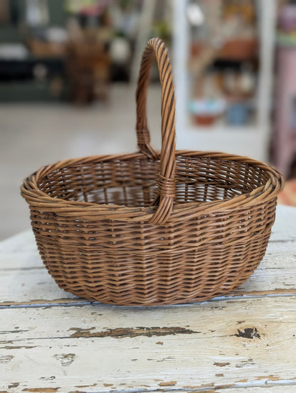 basket with handle