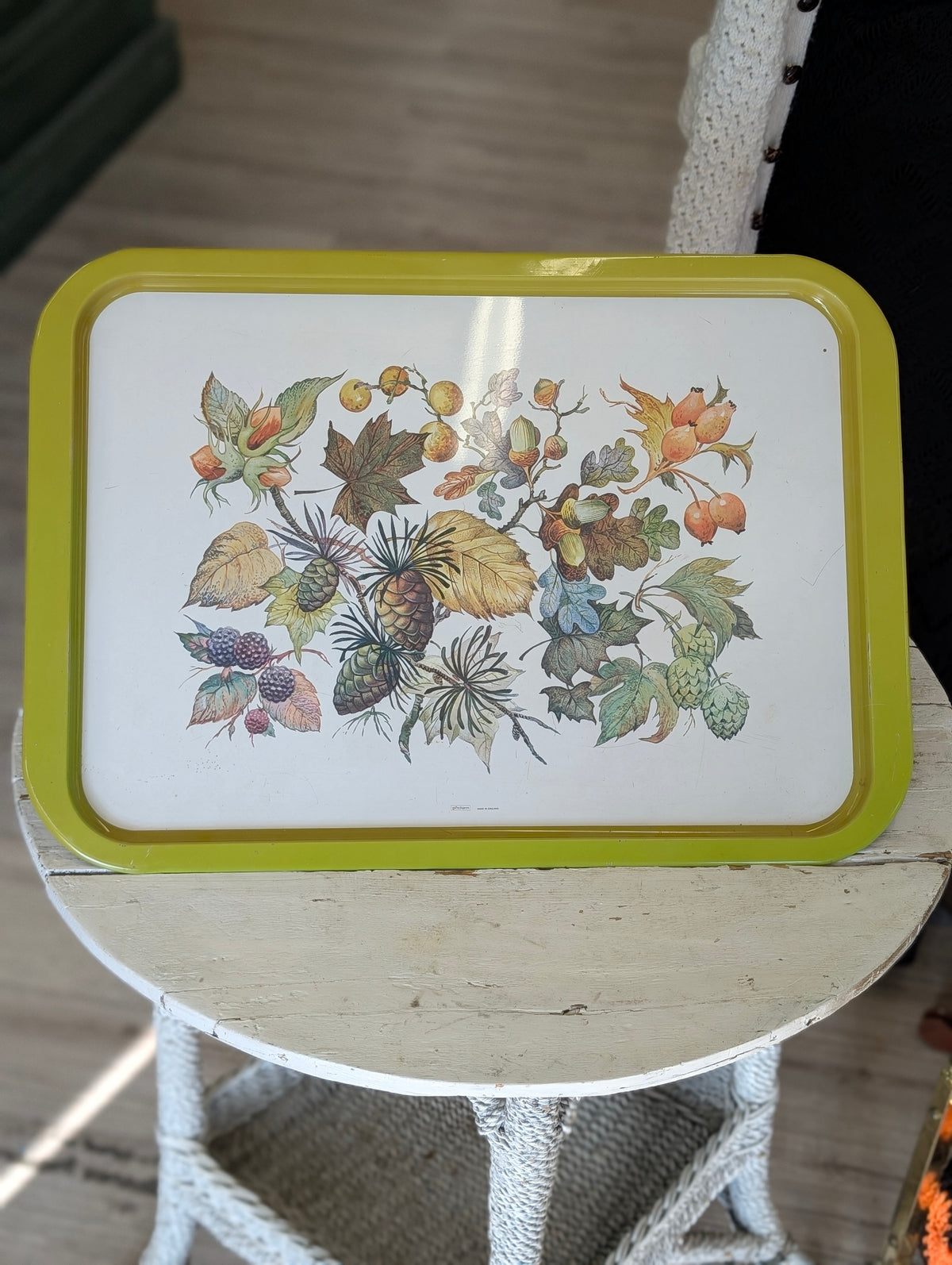 Metal fall tray