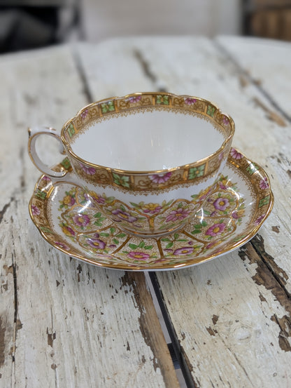 Prince Albert court teacup