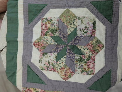 Quilt pillow cover