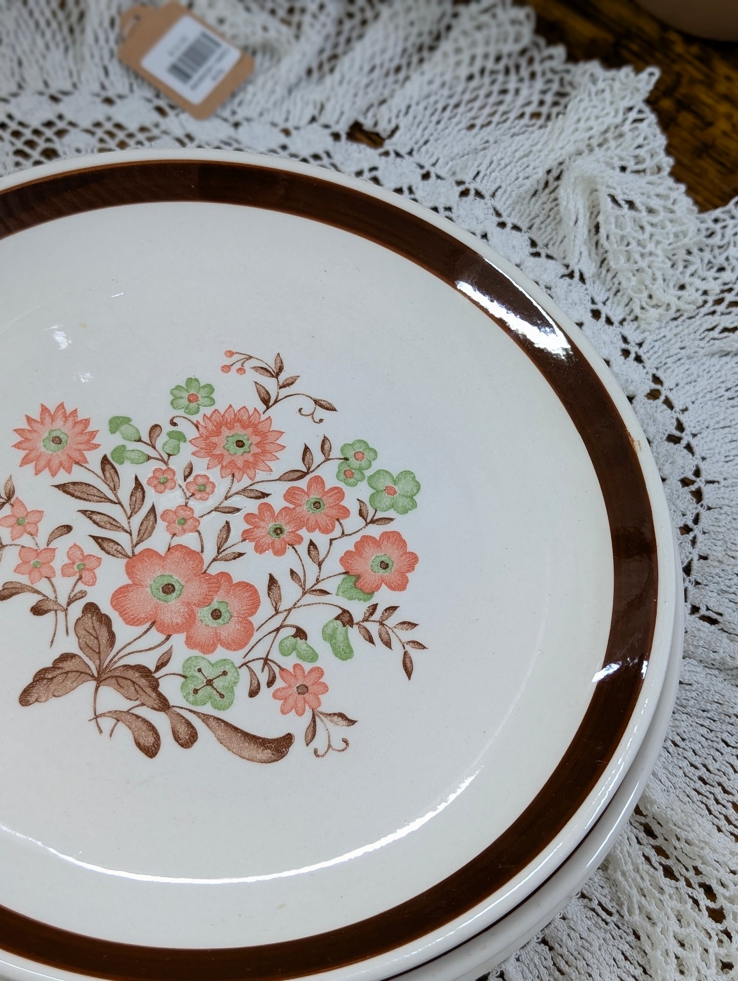 Set of 4 plates