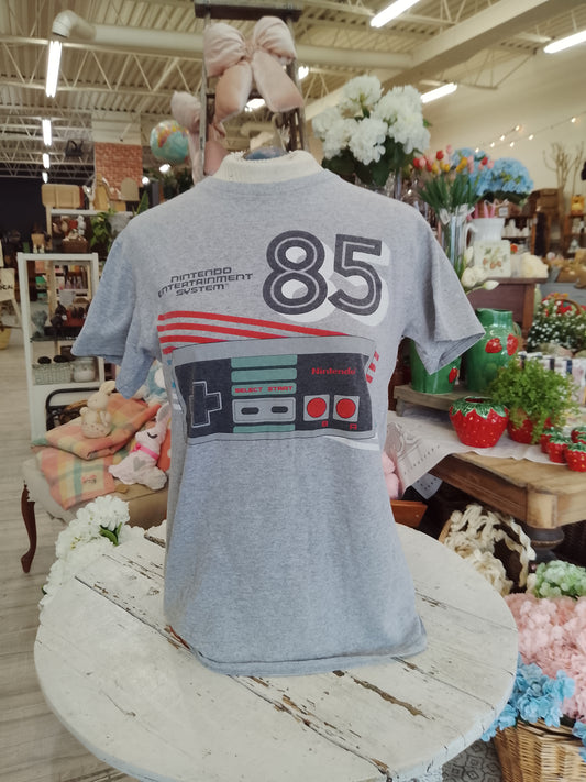 Nintendo station tee - S