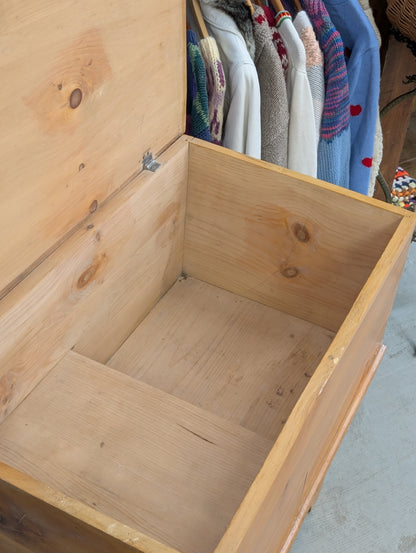 Antique Pine Dry Sink