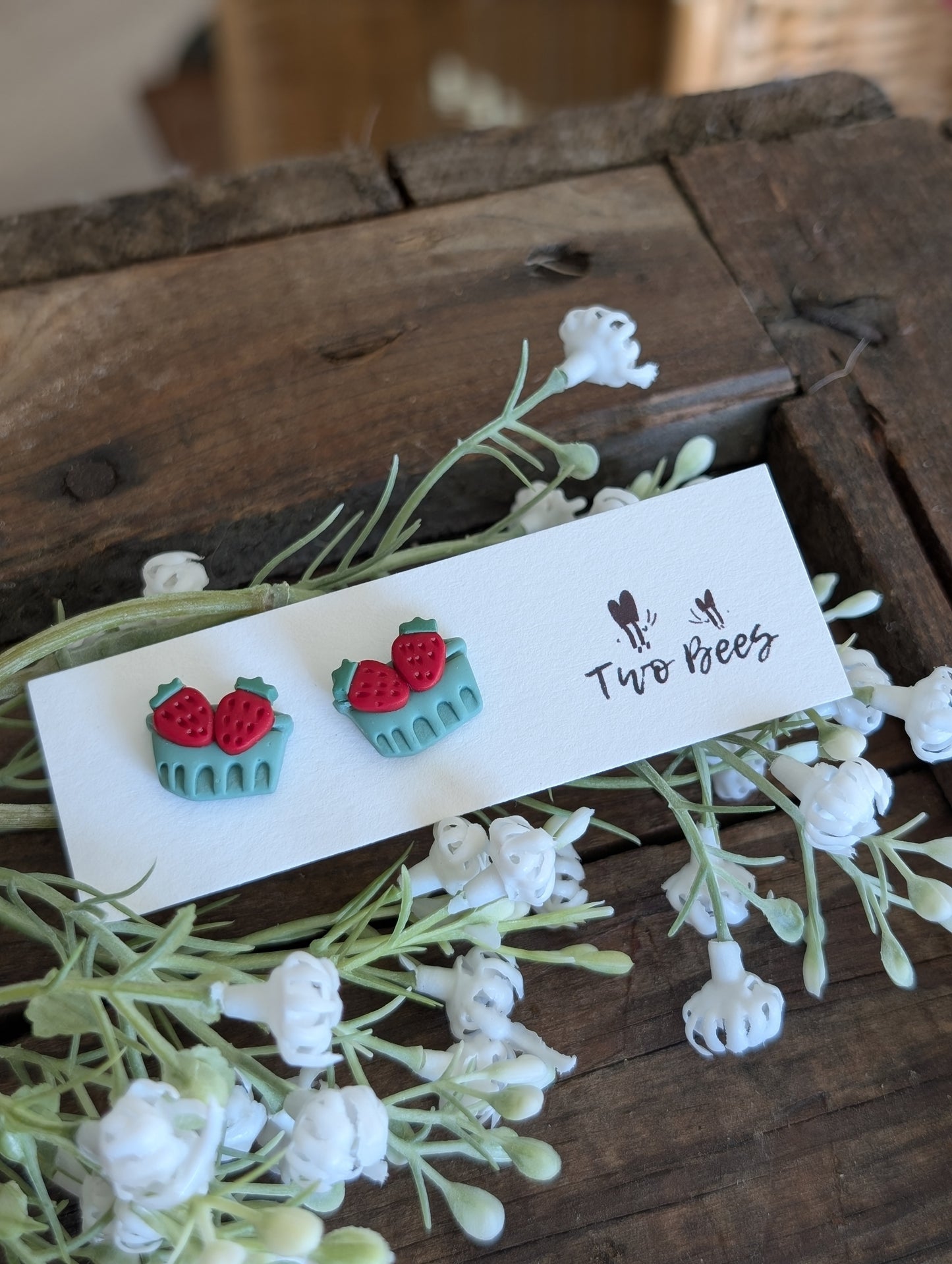 Strawberry Quart Studs