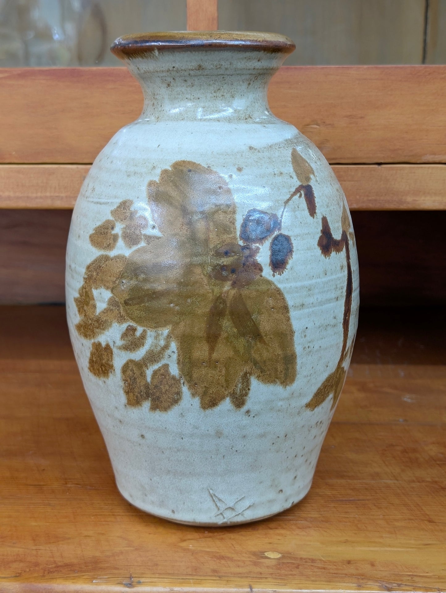 Pottery vase
