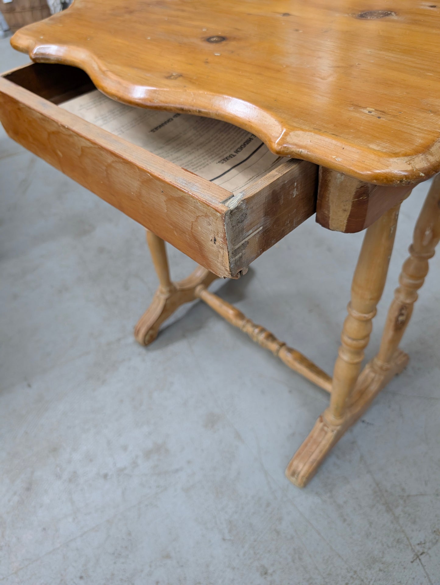 Curved pine side table