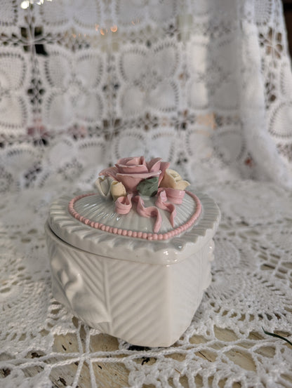 Heart ceramic container