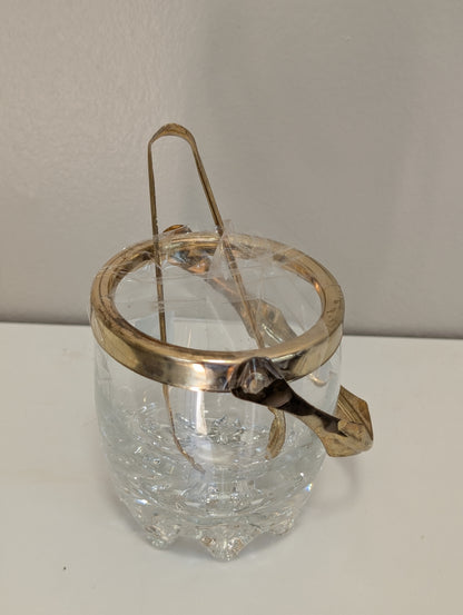 Cocktail ice cube container