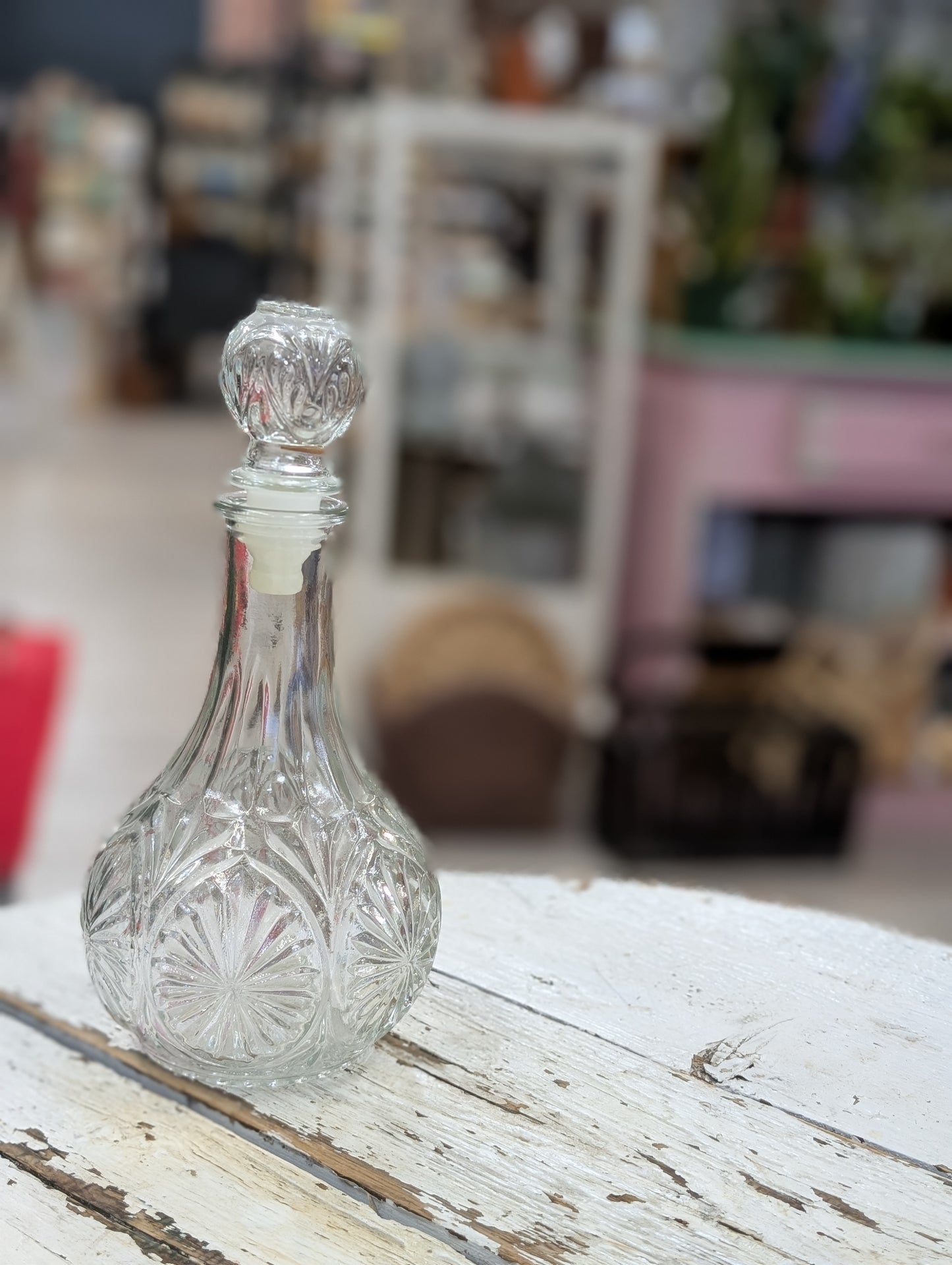 Glass liquor decanter