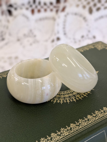 Set of marble napkin rolls