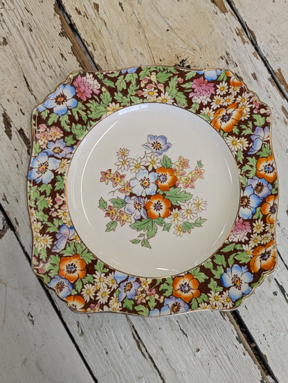 Assorted decor plate