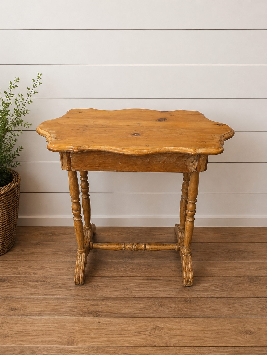 Curved pine side table