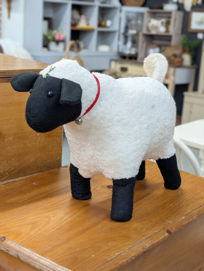 Plush sheep