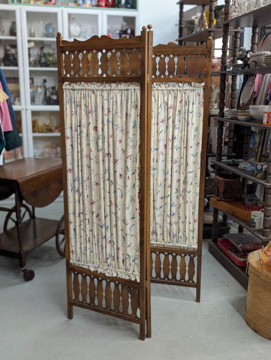 Wooden room divider