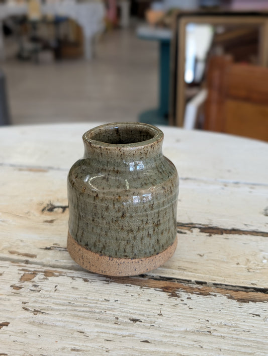 Small vase green pottery