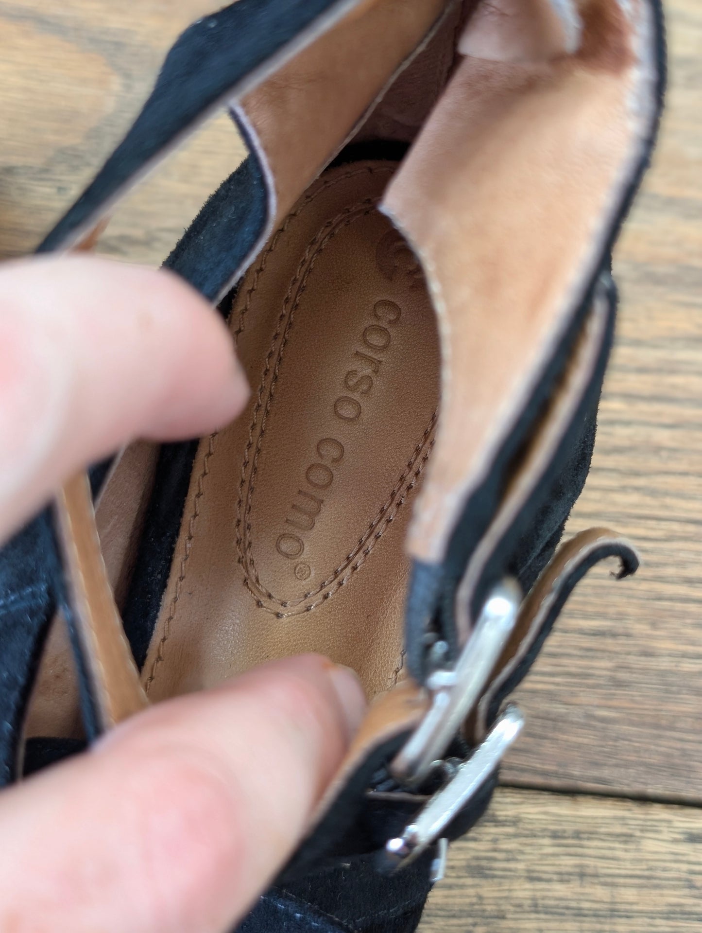 Black buckle shoes