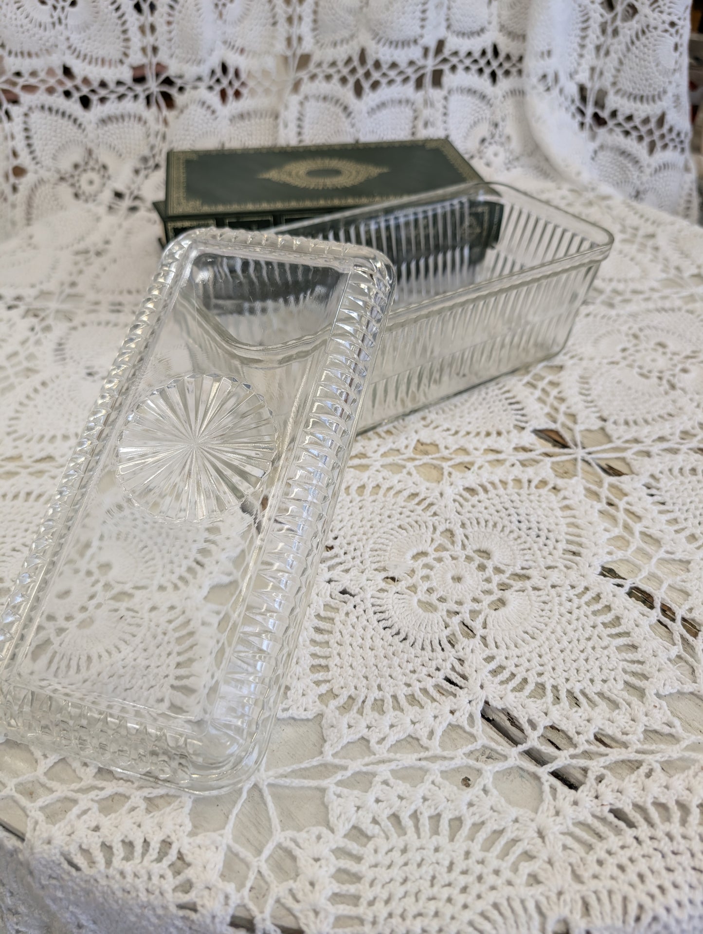 Federal Glass clear fluted refrigerator dish
