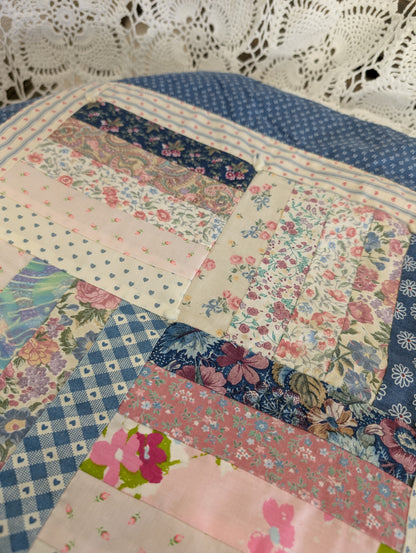 Quilted pillowcase cover