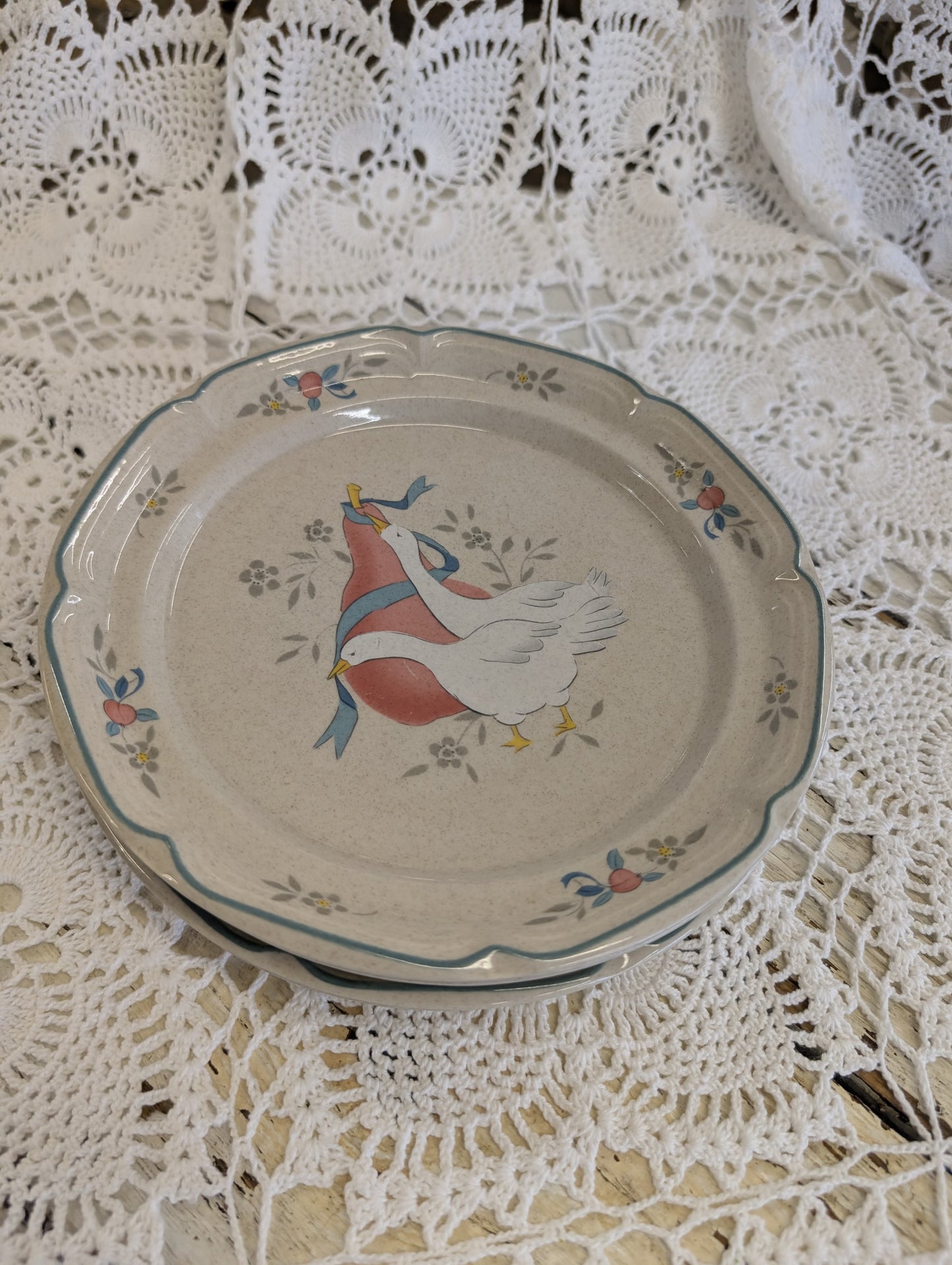 Marmalade" pattern stoneware salad plate with geese