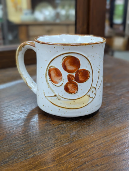 Retro mug with creature