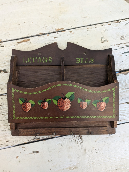 Small wooden wall organizer