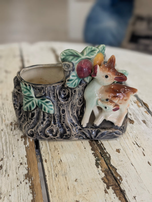 Small deer planter