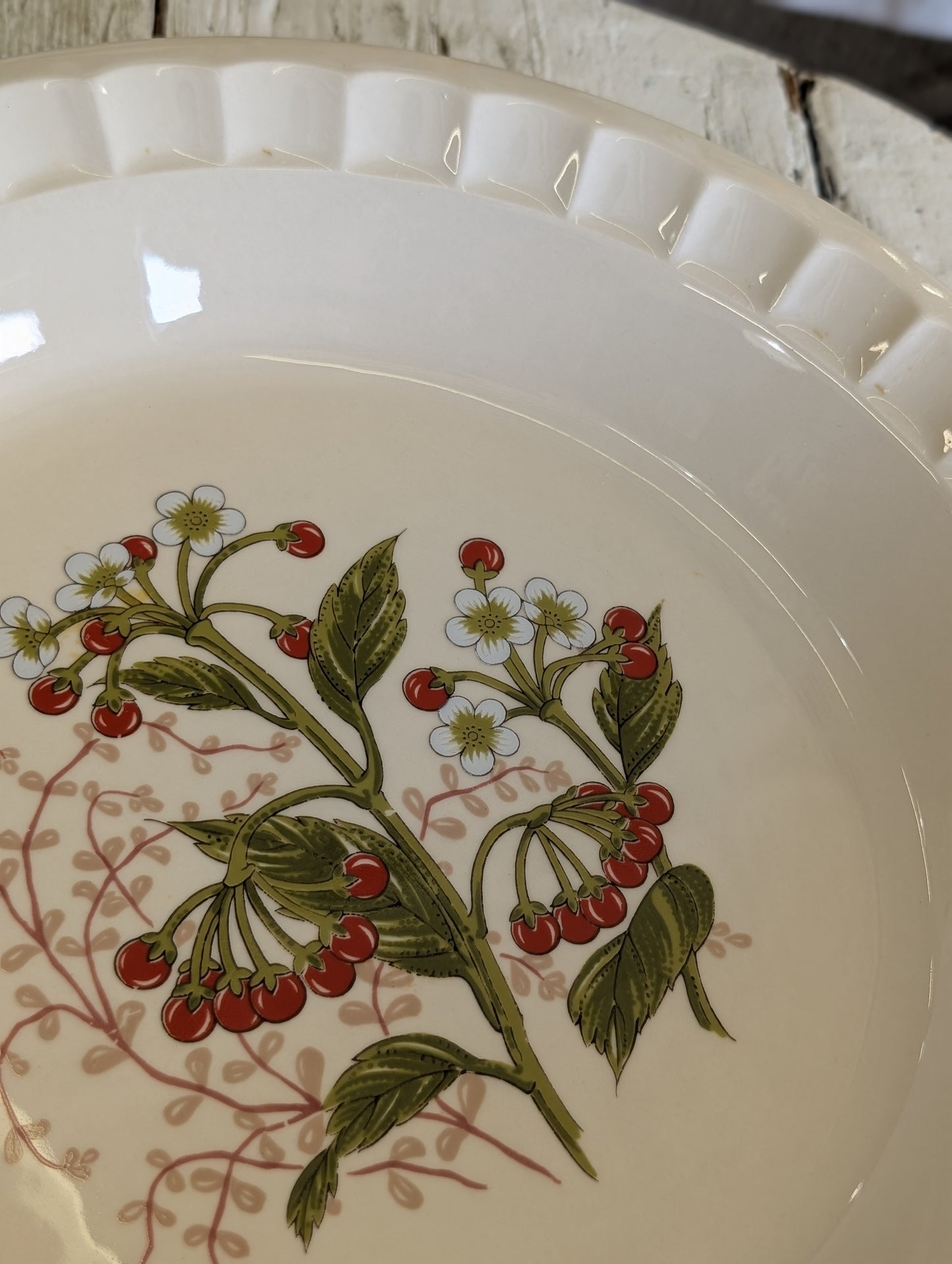 Gooseberry Pie Plate