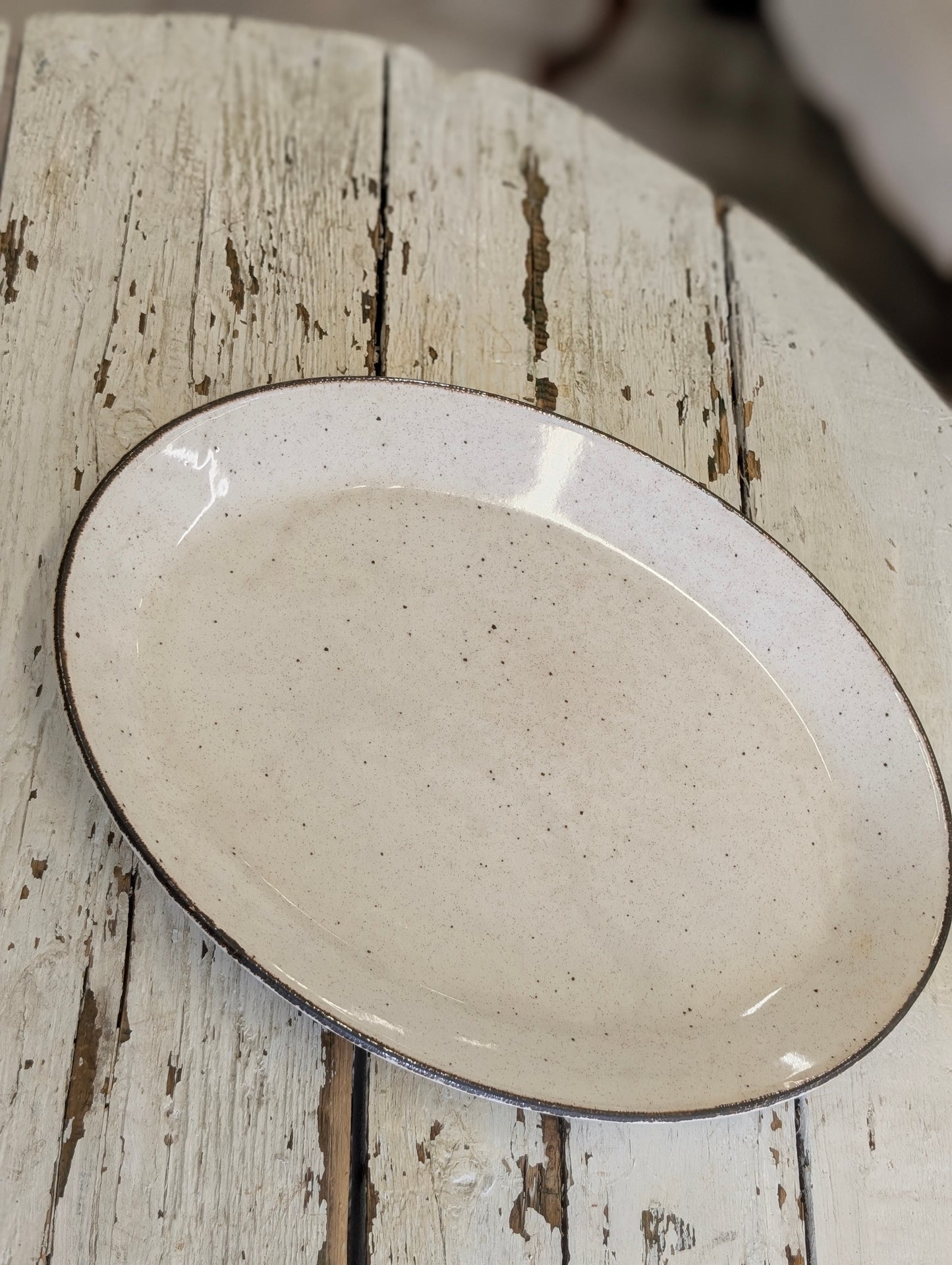 J&G Meakin Lifestyle dinnerware