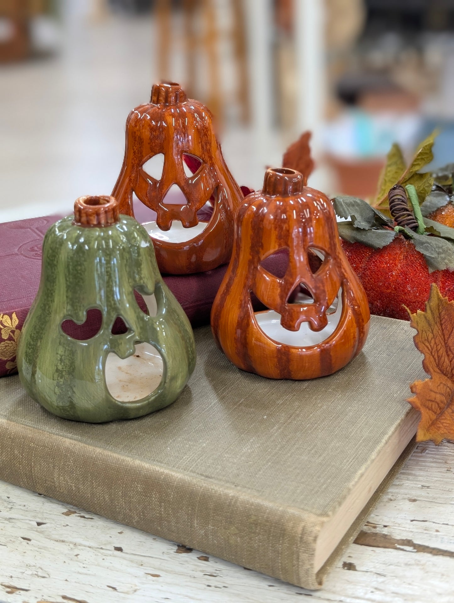 Small tealight pumpkin