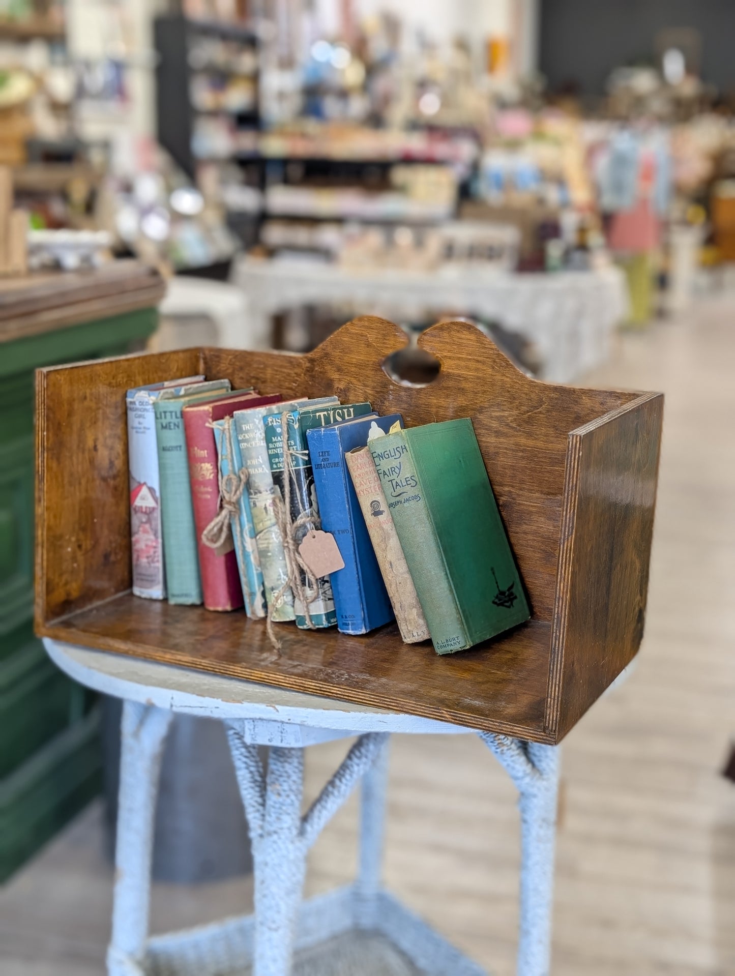 Wooden book caddy