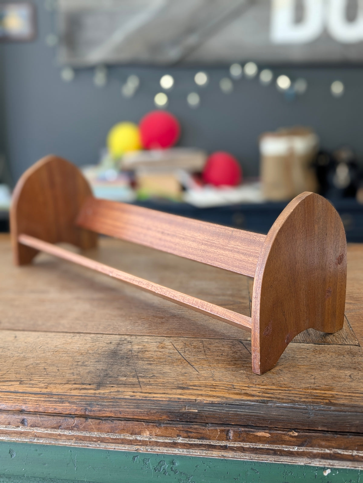 Wooden book rack 24"
