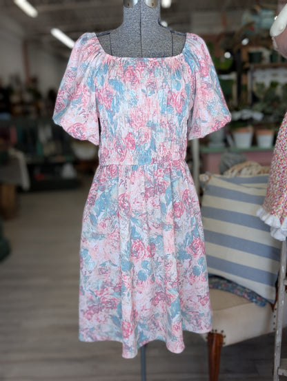 Floral puffy dress
