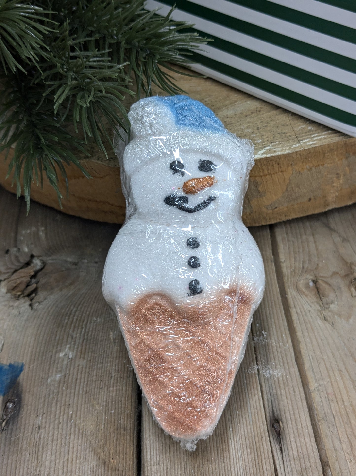 Snowman Cone bathbomb