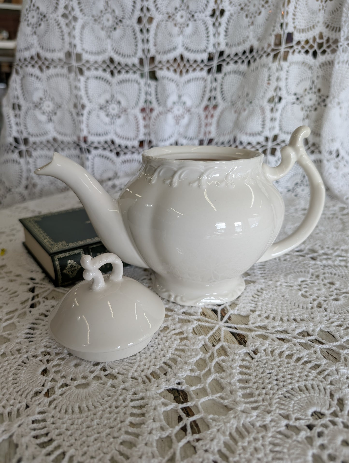 Peppertree ceramic teapot ornate