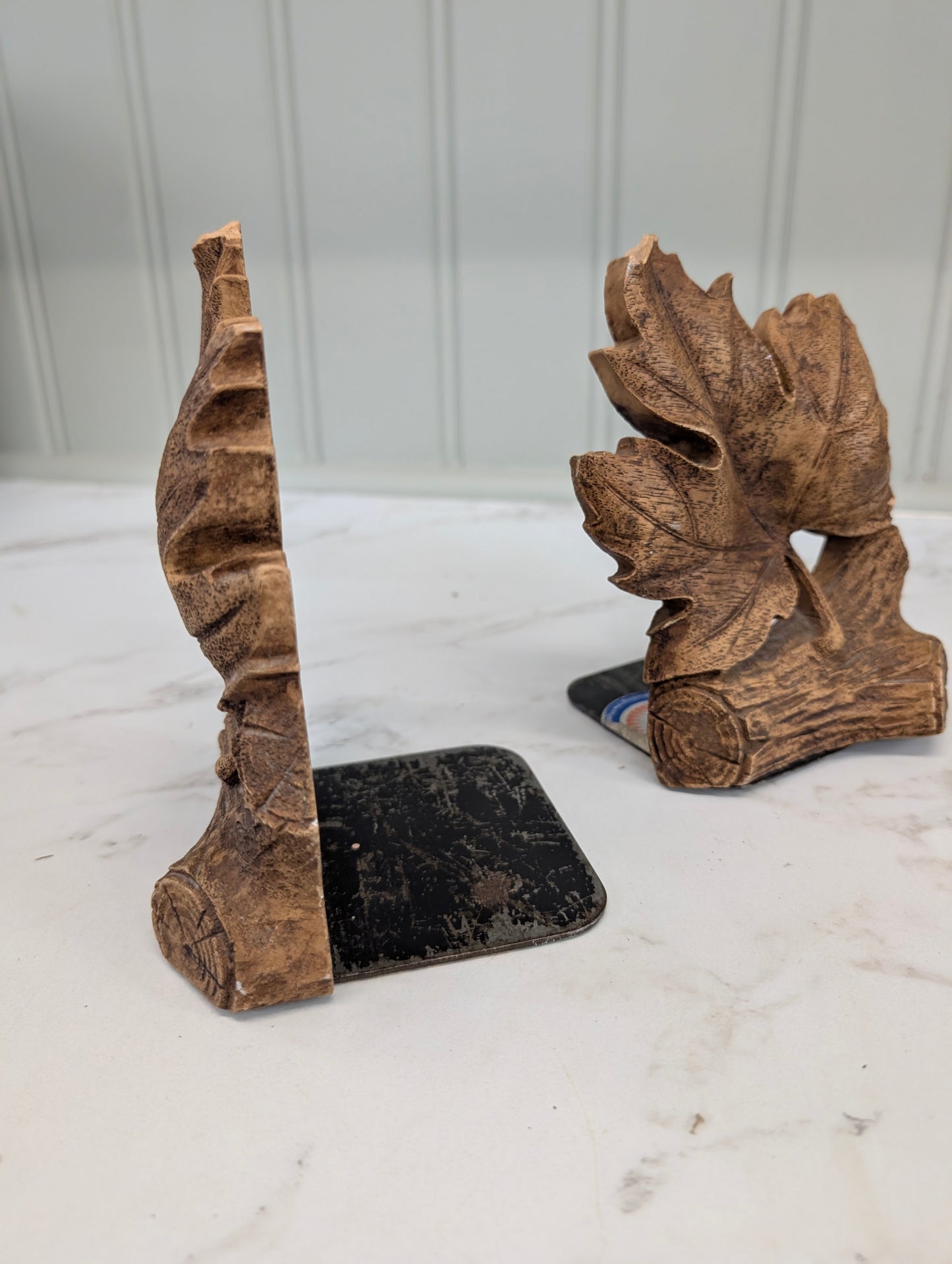 Leaf bookend set