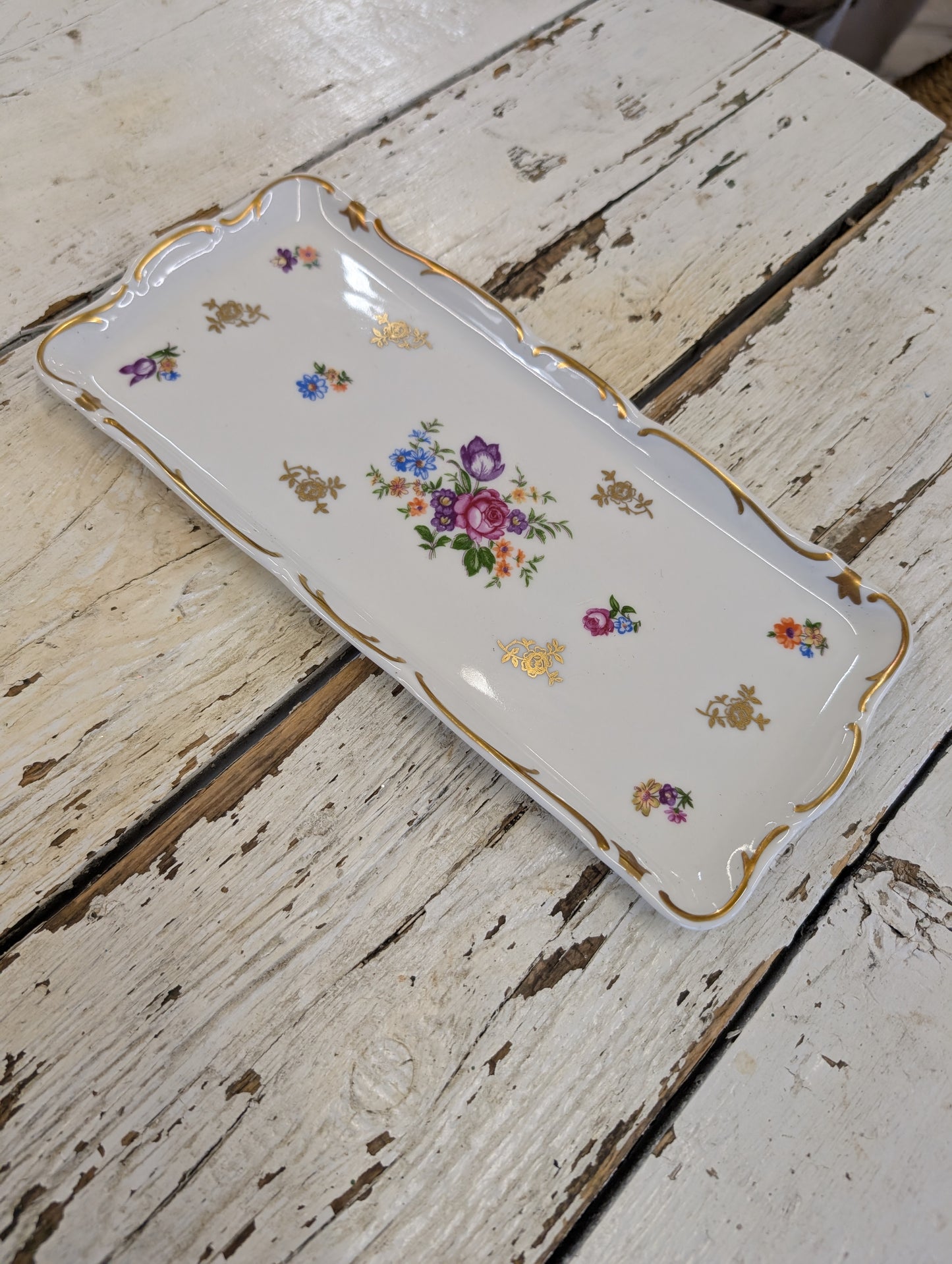 Flower ceramic tray