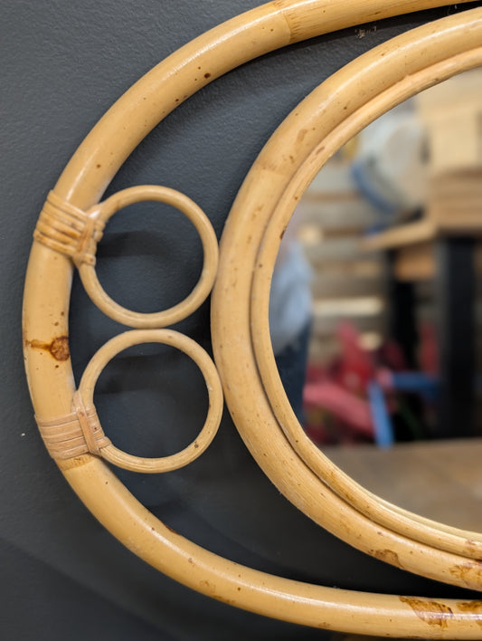 Oval mirror