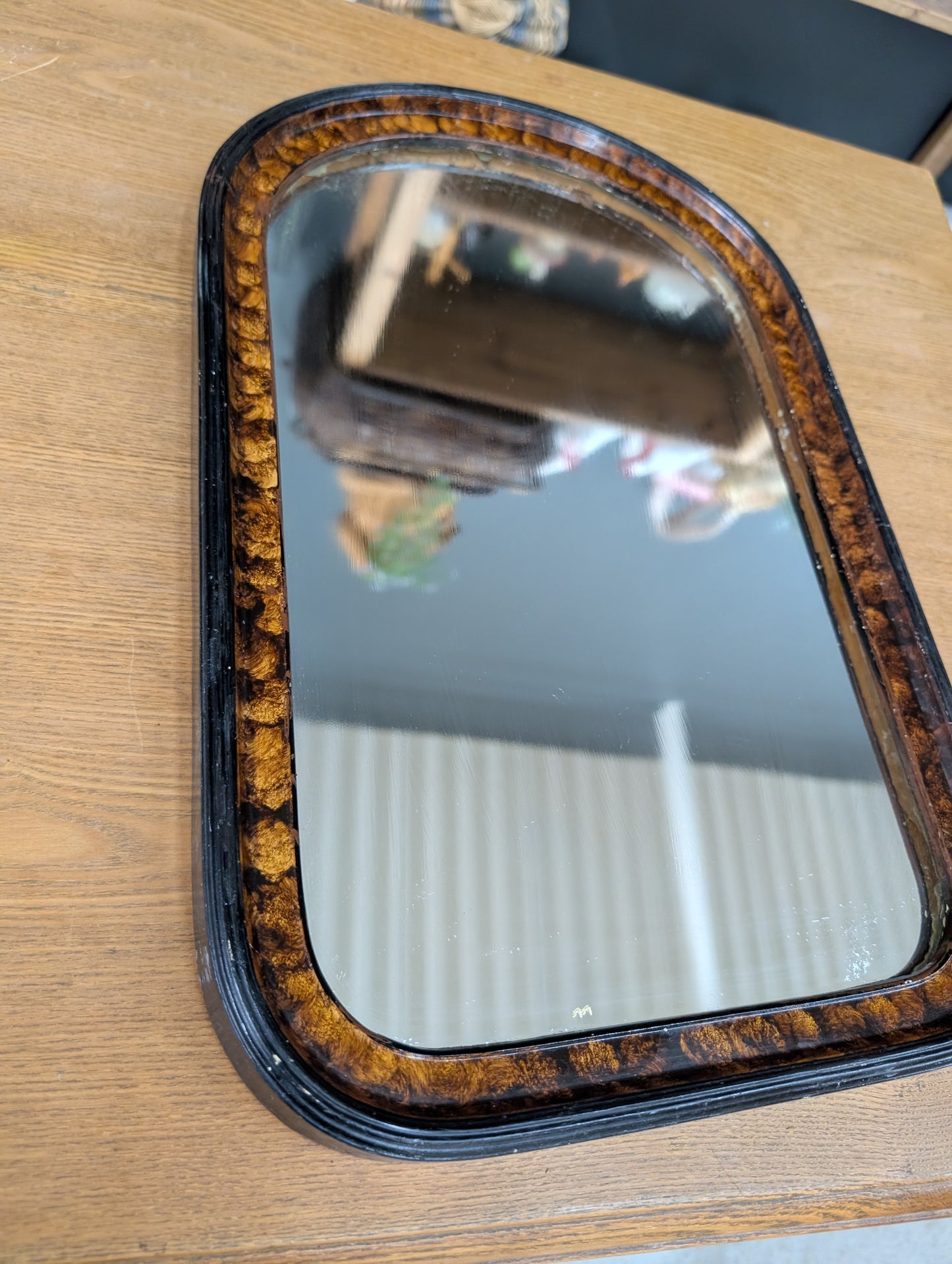 Arched mirror