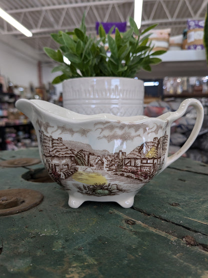 Olde English Country Gravy Boat - Johnson Bros