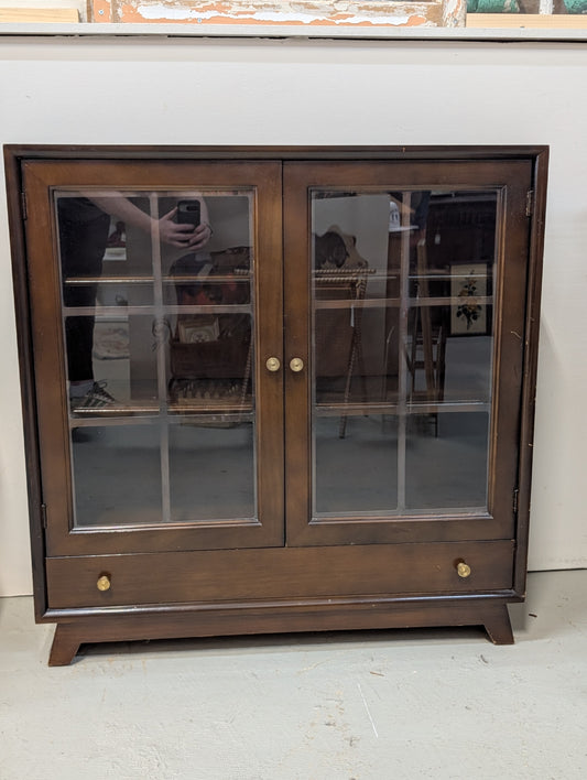 Glass display cabinet