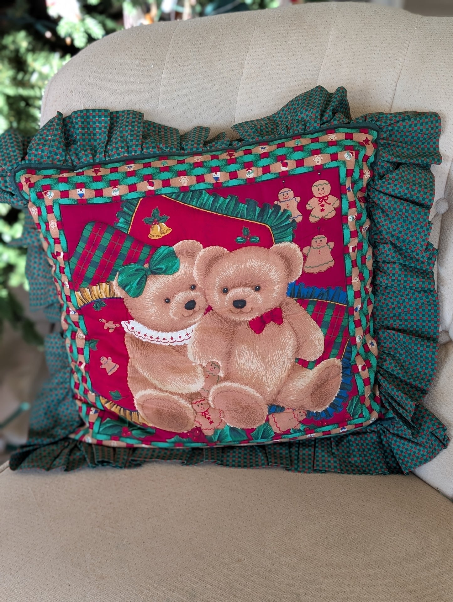 Retro teddy holiday pillow