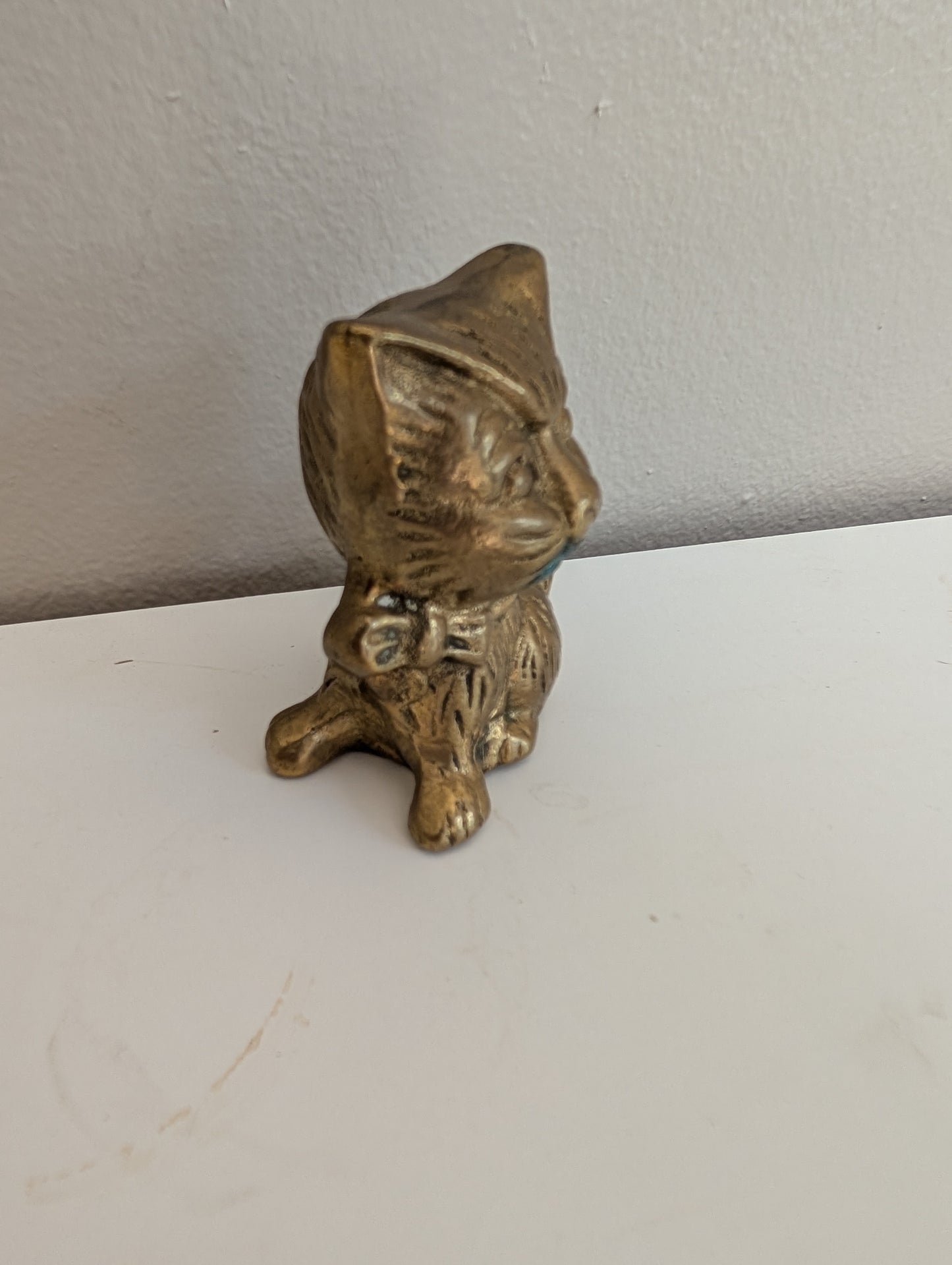 Small brass kitty