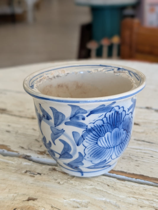 Small flower pot
