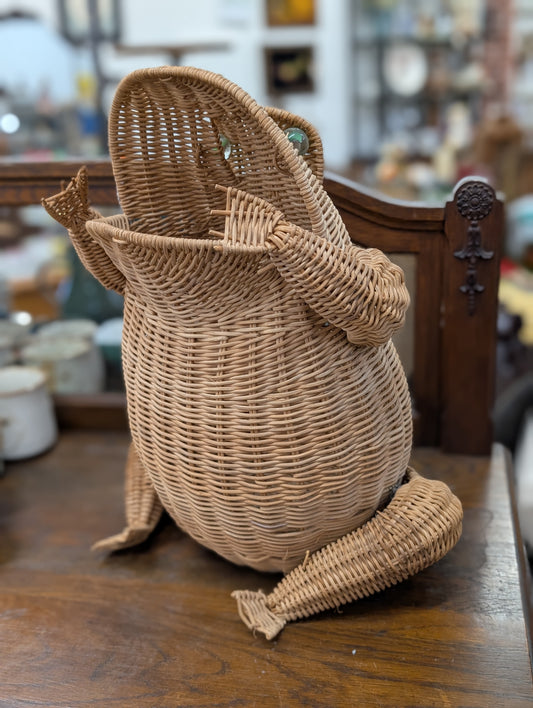 Grenouille Magazine Rack by Olivier Cajan