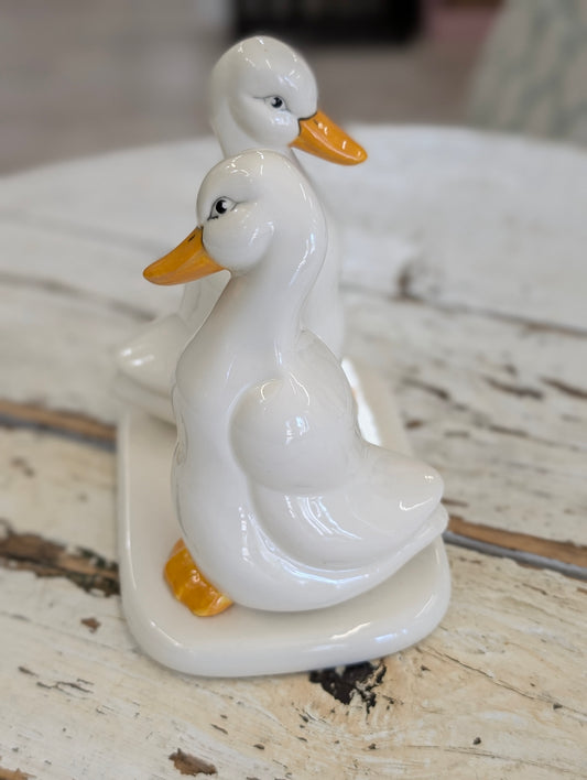 Goose napkin holder