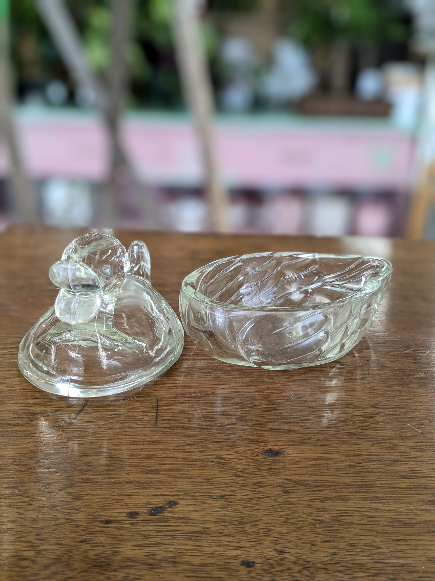 Glass duck container