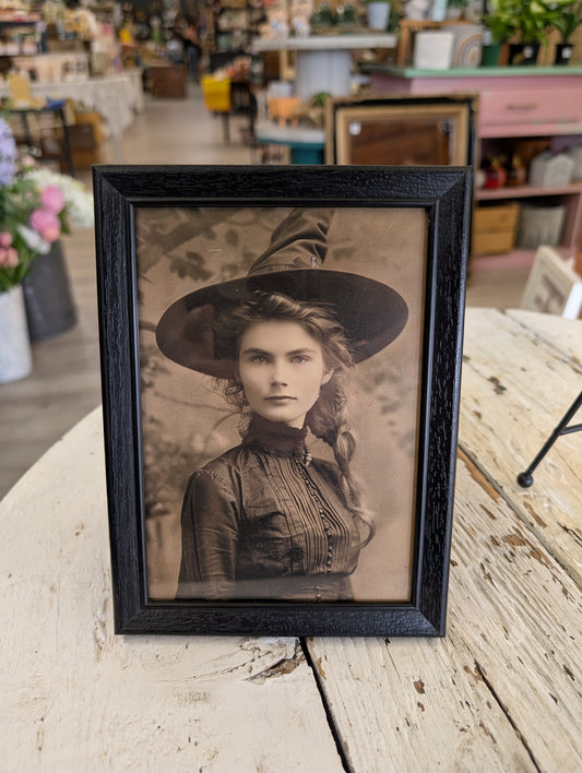 Witch portrait - Dorothy
