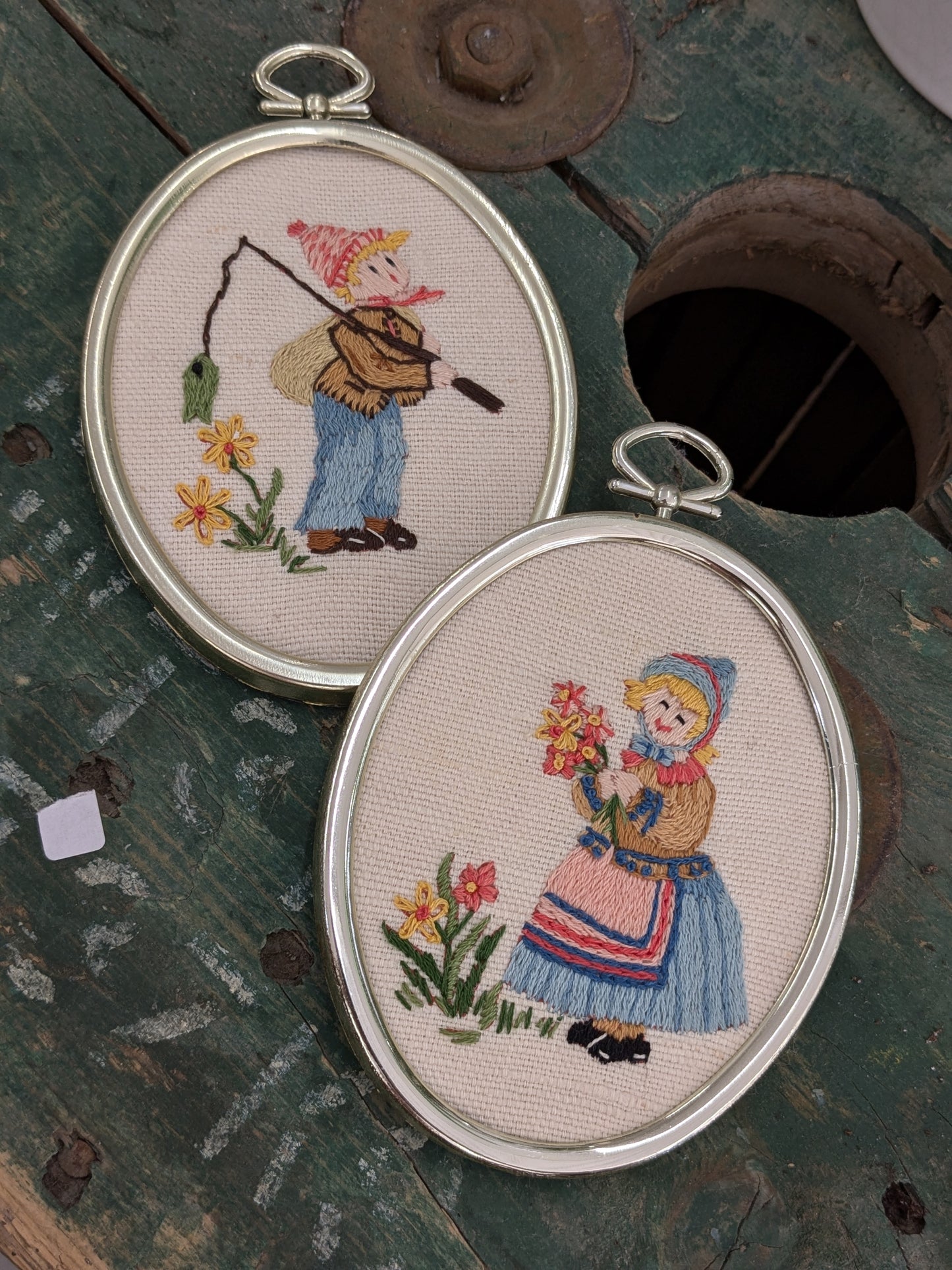 Set of Oval Embroidered children